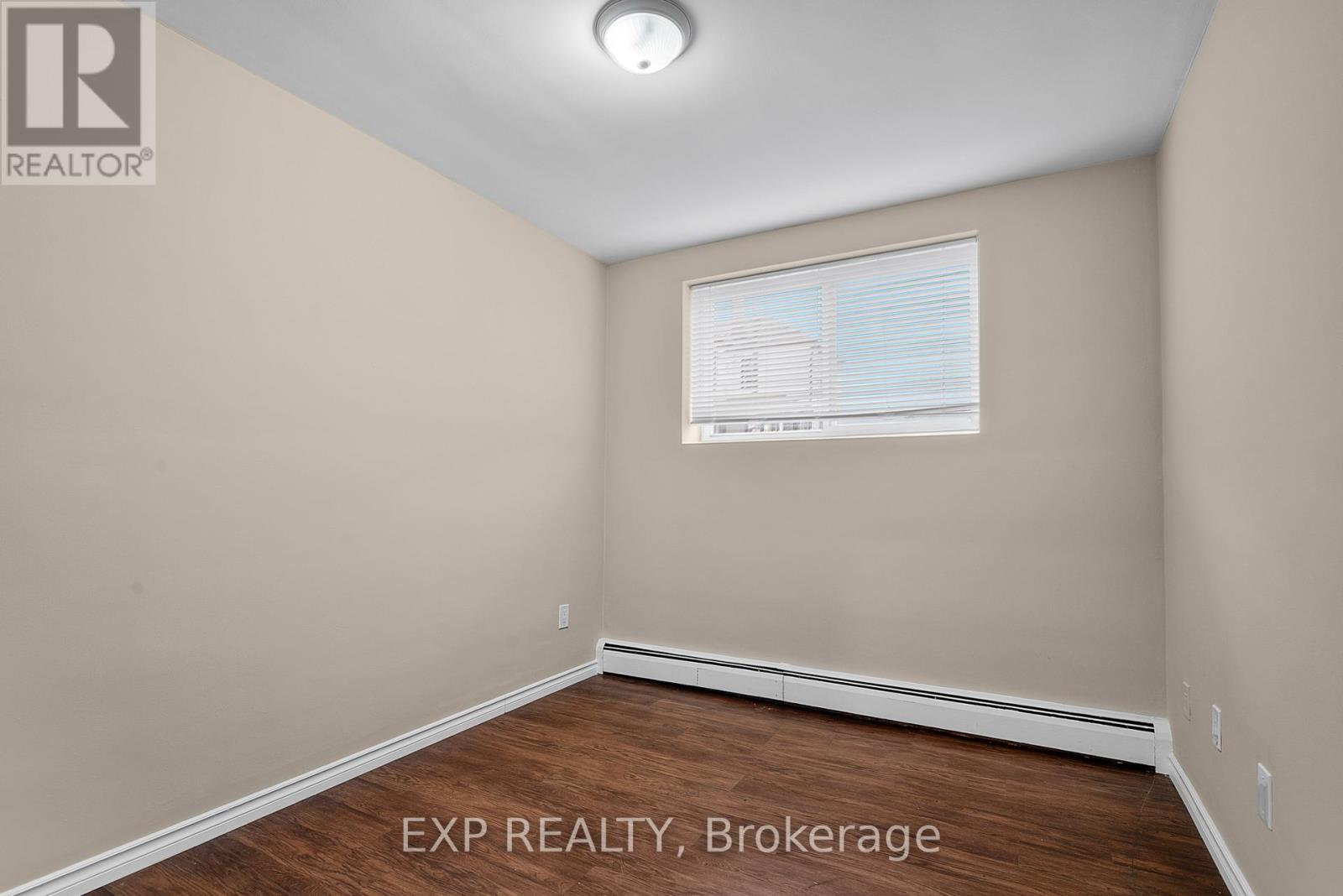 Unit 1 - 4663 Huron Street, Niagara Falls, Ontario  L2E 2H7 - Photo 8 - X13093426