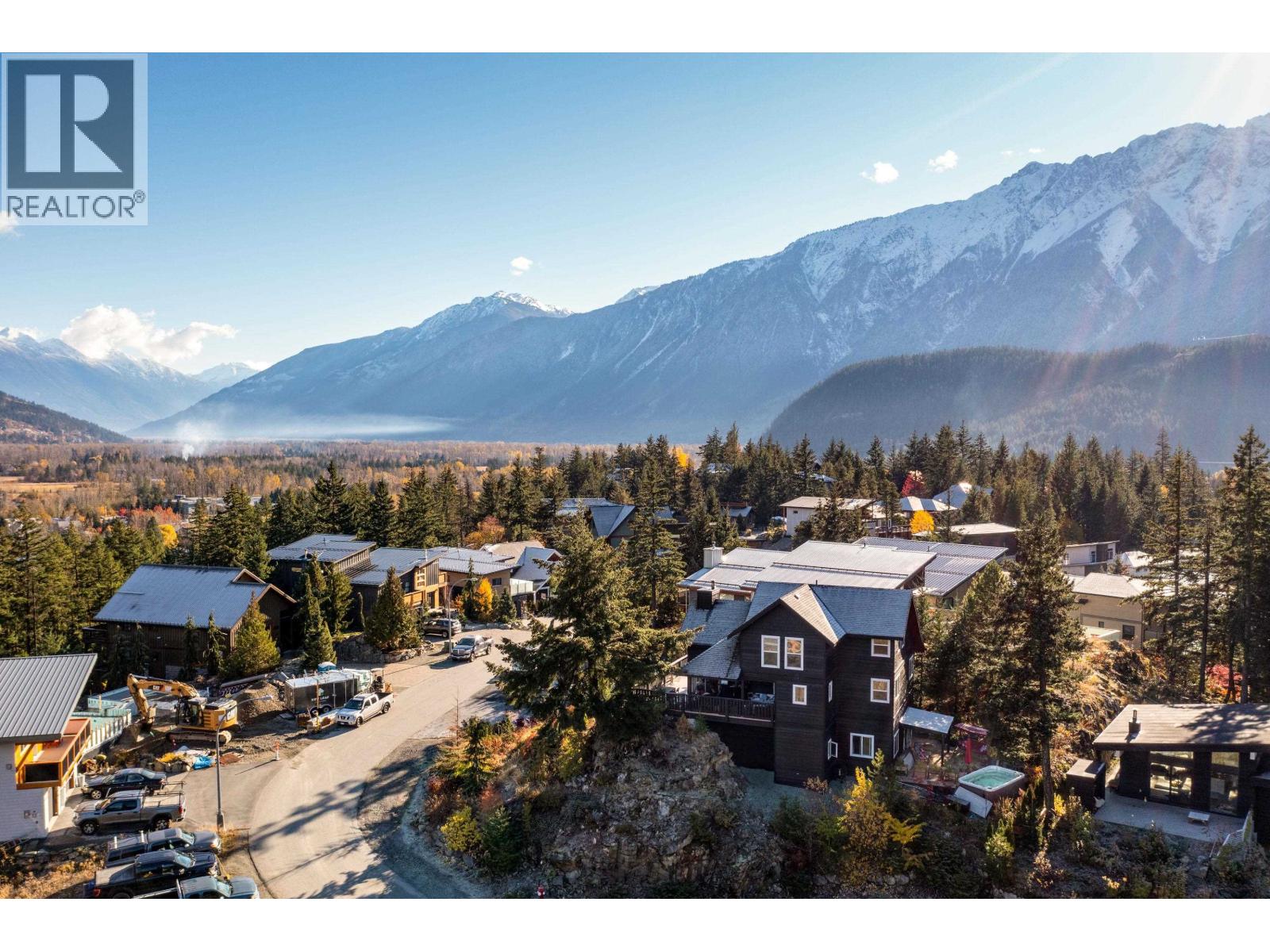 7467 Dogwood Street, Pemberton, British Columbia  V0N 2L0 - Photo 38 - R3108575