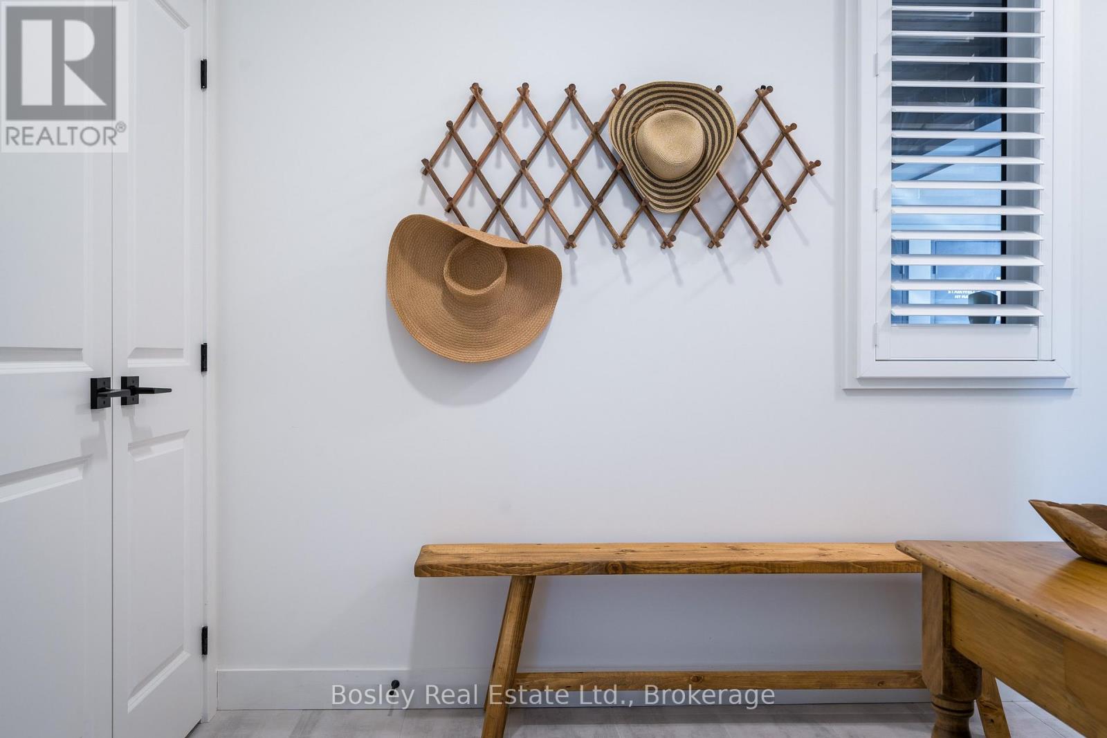 101 - 18 Beckwith Lane, Blue Mountains, Ontario  L9Y 2X5 - Photo 4 - X13093420
