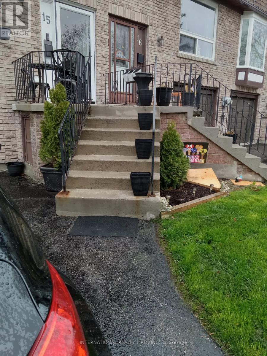15 - 222 Pearson Street, Oshawa, Ontario  L1G 7C6 - Photo 2 - E12969064