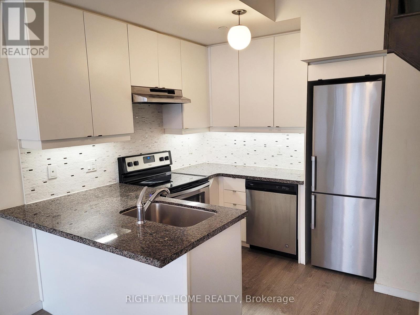 47 - 300 Alex Gardner Circle, Aurora, Ontario  L4G 3G5 - Photo 2 - N13093072