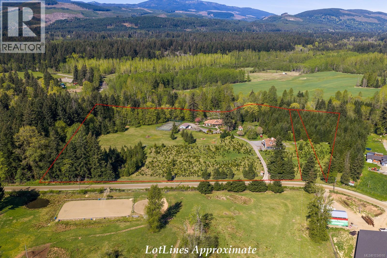 6077 Todd Rd, Courtenay, British Columbia  V9J 1P4 - Photo 2 - 1034916