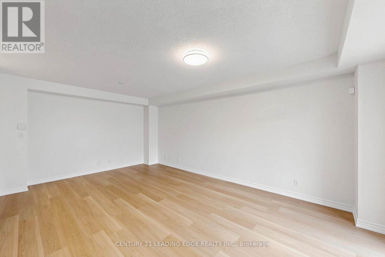 61 Far North Court, Oshawa, Ontario  L1L 0J5 - Photo 11 - E13093324