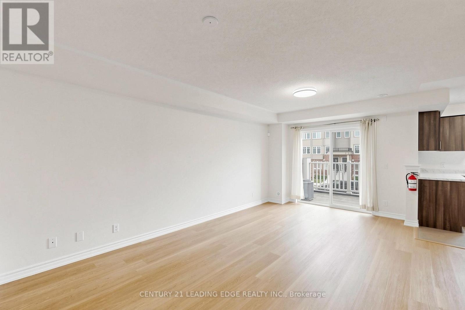 61 Far North Court, Oshawa, Ontario  L1L 0J5 - Photo 9 - E13093324