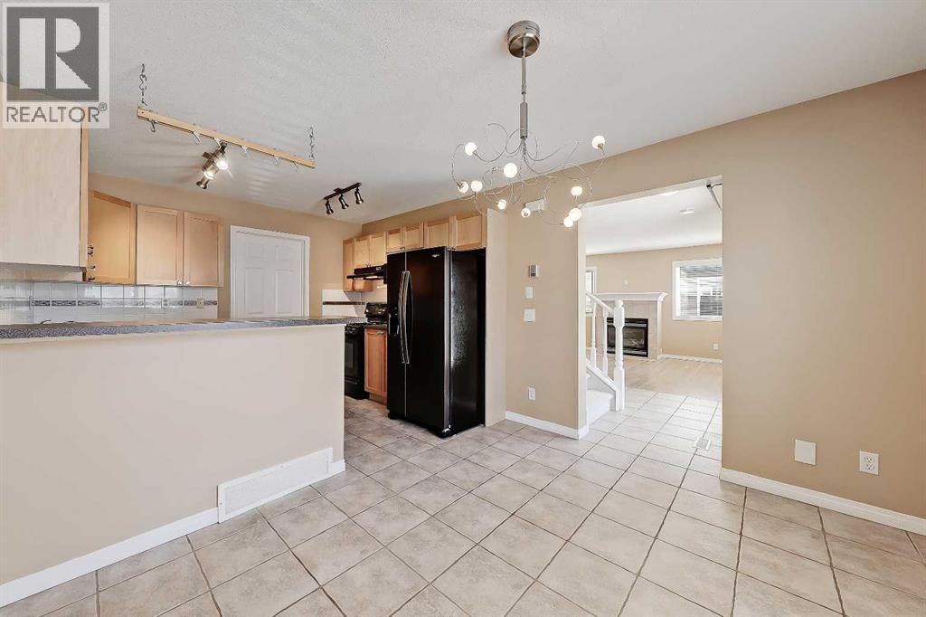 40 Simcoe Place Sw, Calgary, Alberta  T3H 4T8 - Photo 12 - A2305616