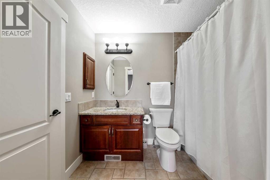 133 Channelside Cove Sw, Airdrie, Alberta  T4B 2J1 - Photo 29 - A2306073