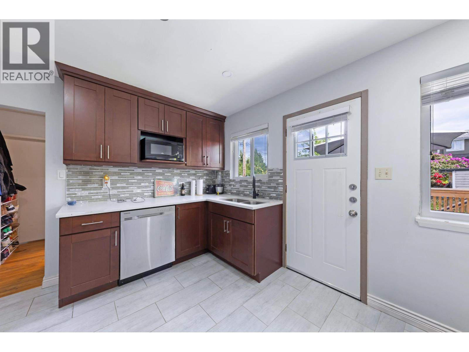 7724 Goodlad Street, Burnaby, British Columbia  V5E 2H6 - Photo 30 - R3091237