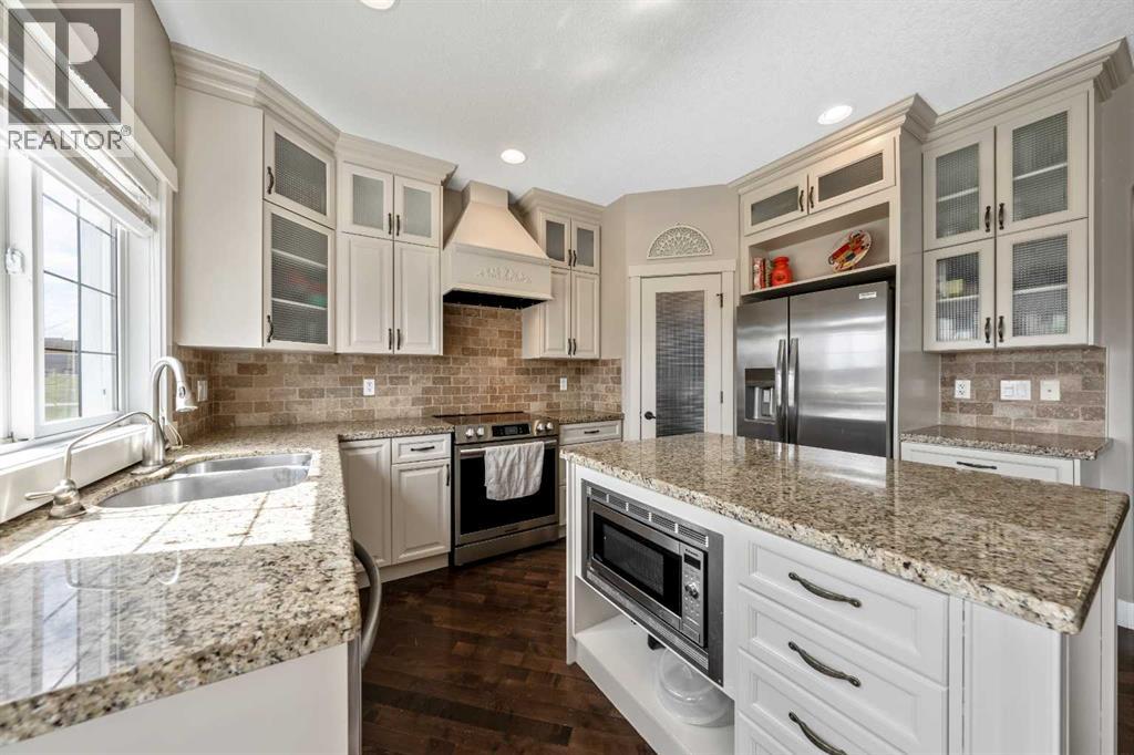 133 Channelside Cove Sw, Airdrie, Alberta  T4B 2J1 - Photo 15 - A2306073