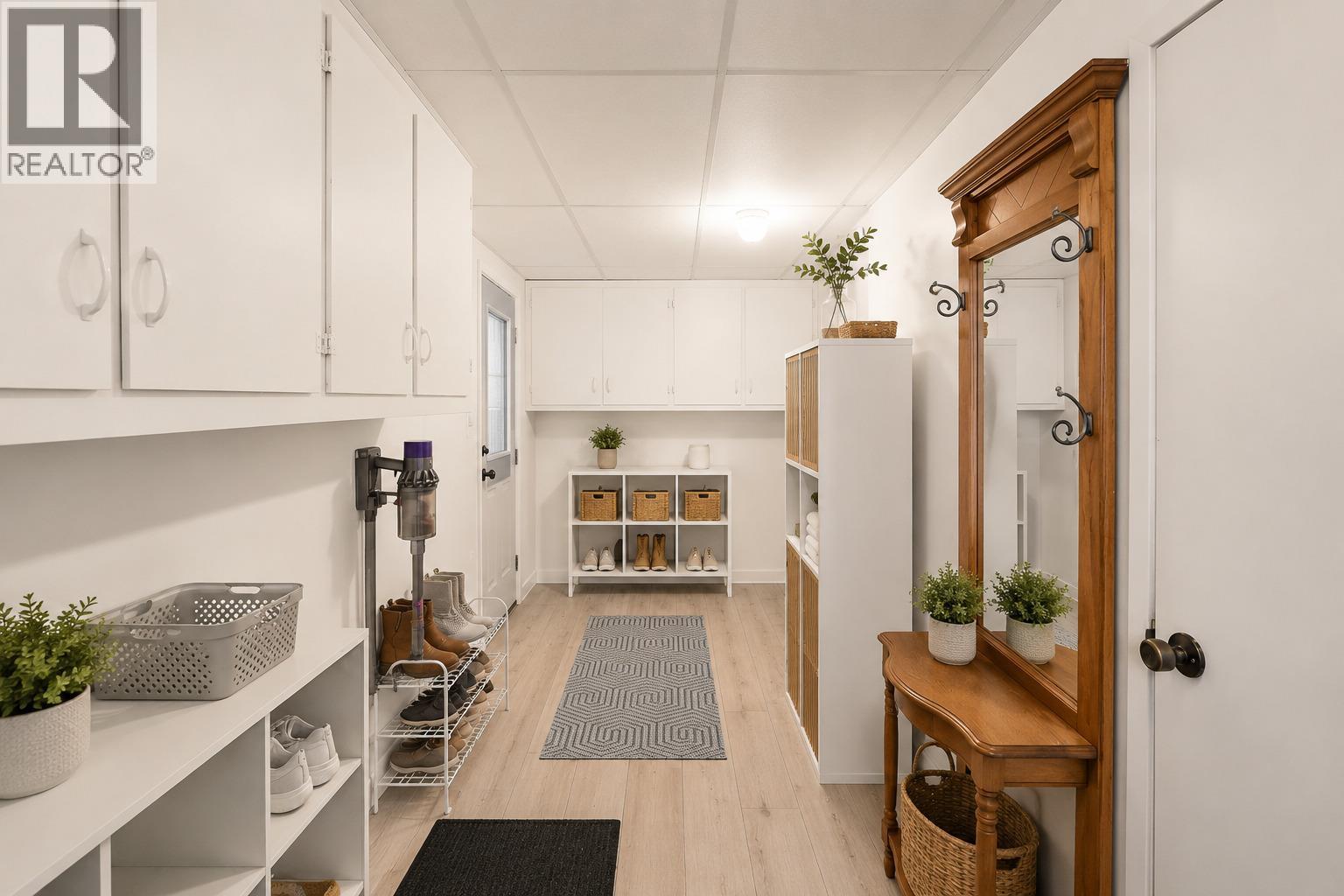 2897 Highway 3a, Nelson, British Columbia  V1L 6M1 - Photo 31 - 10385662