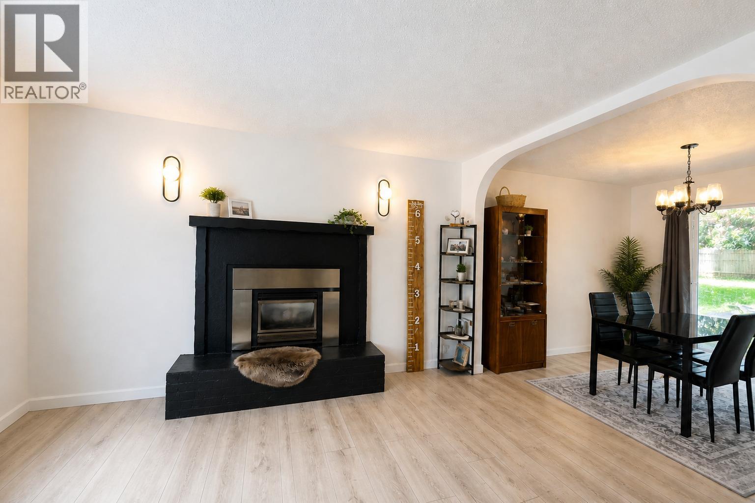 2897 Highway 3a, Nelson, British Columbia  V1L 6M1 - Photo 5 - 10385662