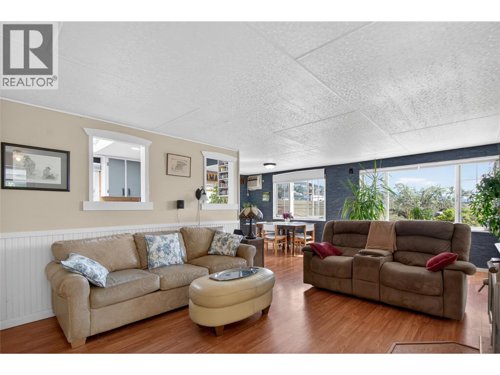 905 Lower Debeck Road, Naramata, British Columbia  V0H 1N1 - Photo 5 - 10385921