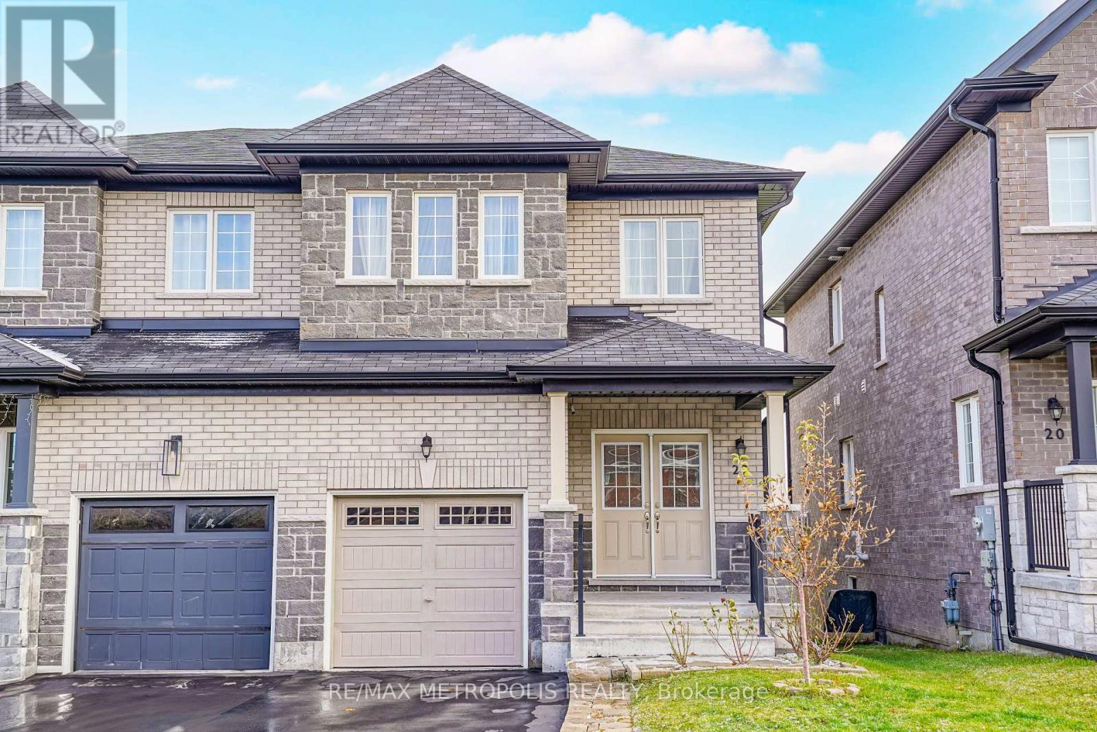 22 Haskins Crescent, Georgina, Ontario  L4P 0H4 - Photo 2 - N13093362