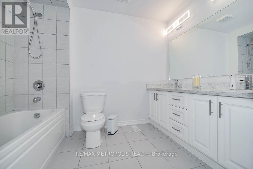 22 Haskins Crescent, Georgina, Ontario  L4P 0H4 - Photo 21 - N13093362