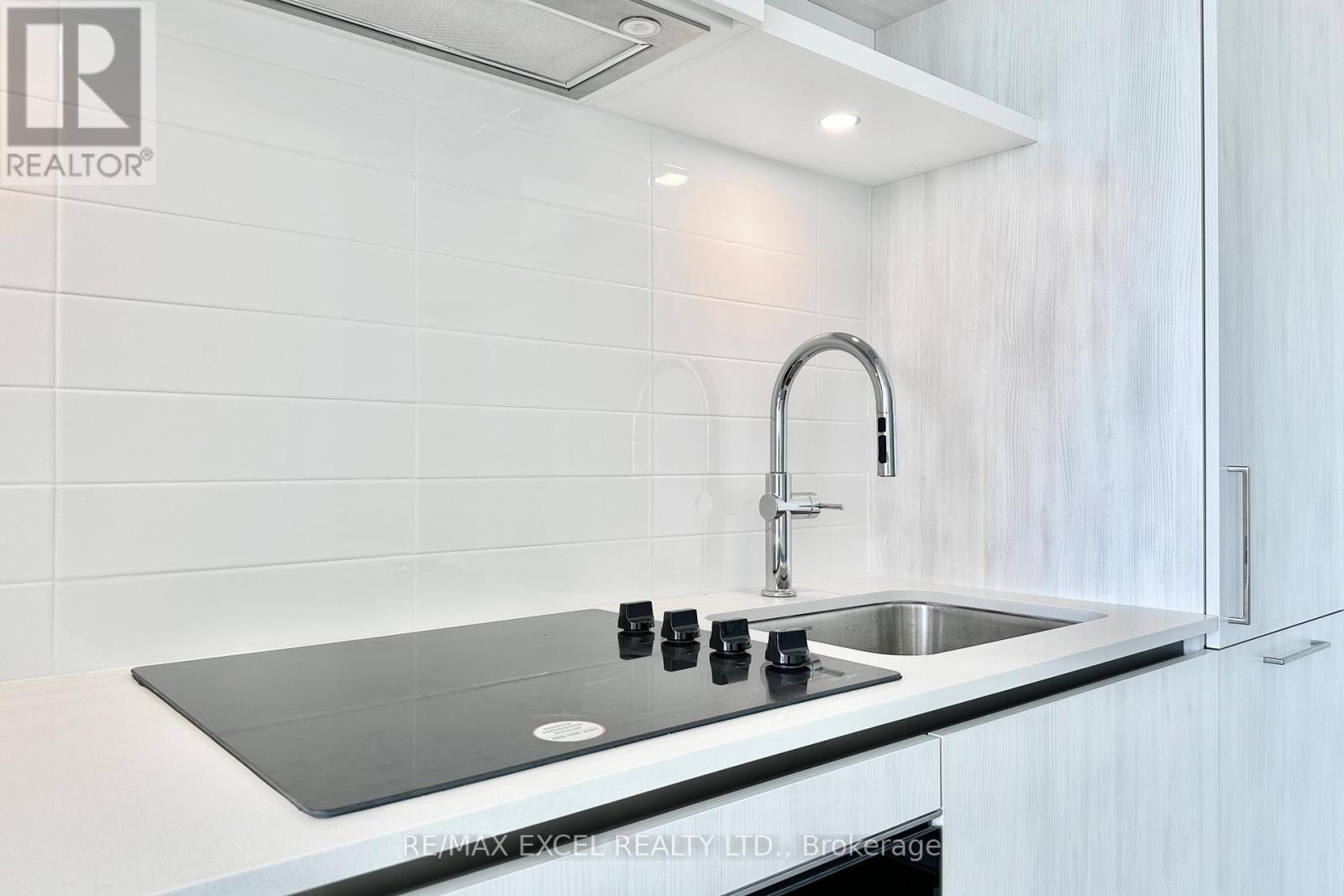 632 - 2 David Eyer Road, Richmond Hill, Ontario  L4S 0N6 - Photo 11 - N13093418