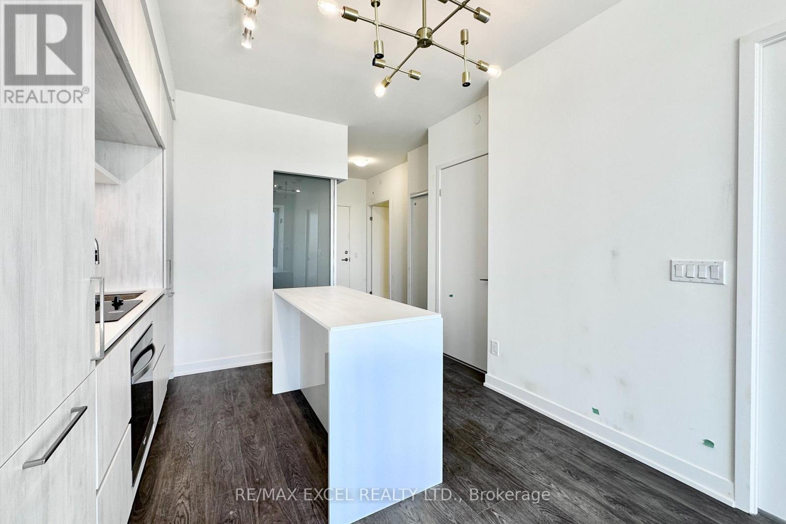 632 - 2 David Eyer Road, Richmond Hill, Ontario  L4S 0N6 - Photo 9 - N13093418