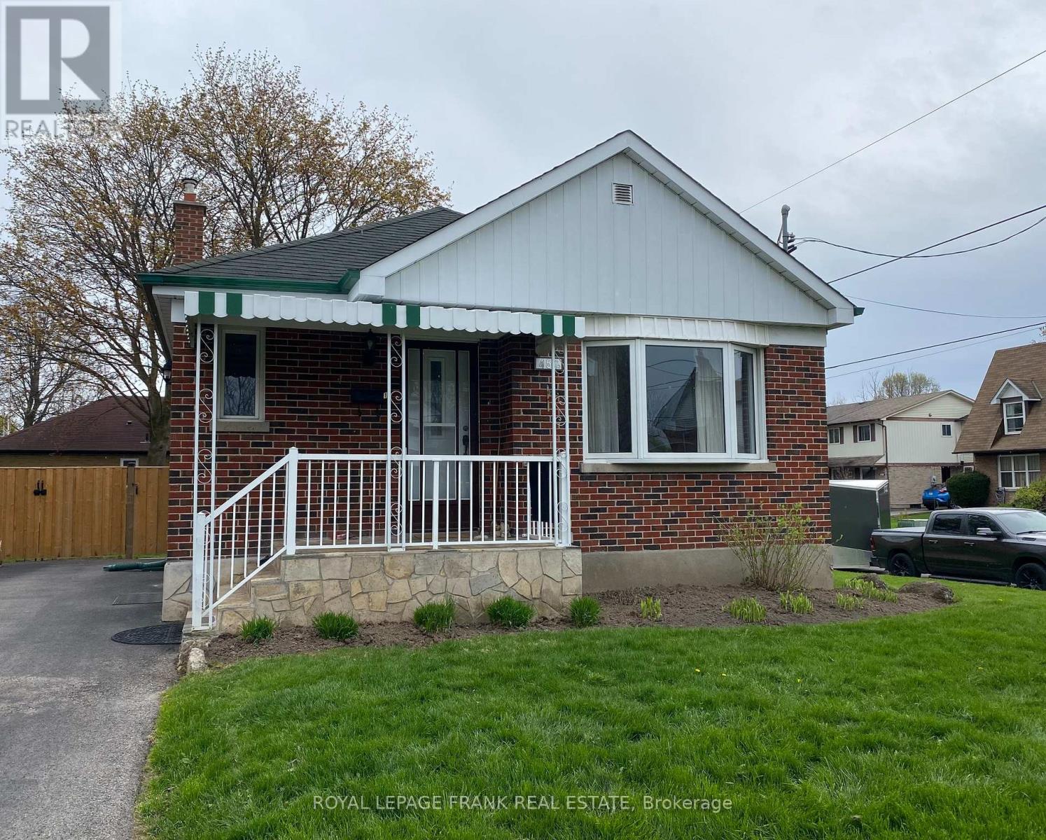 BASEMENT - 459 COLBORNE STREET E, Oshawa, Ontario