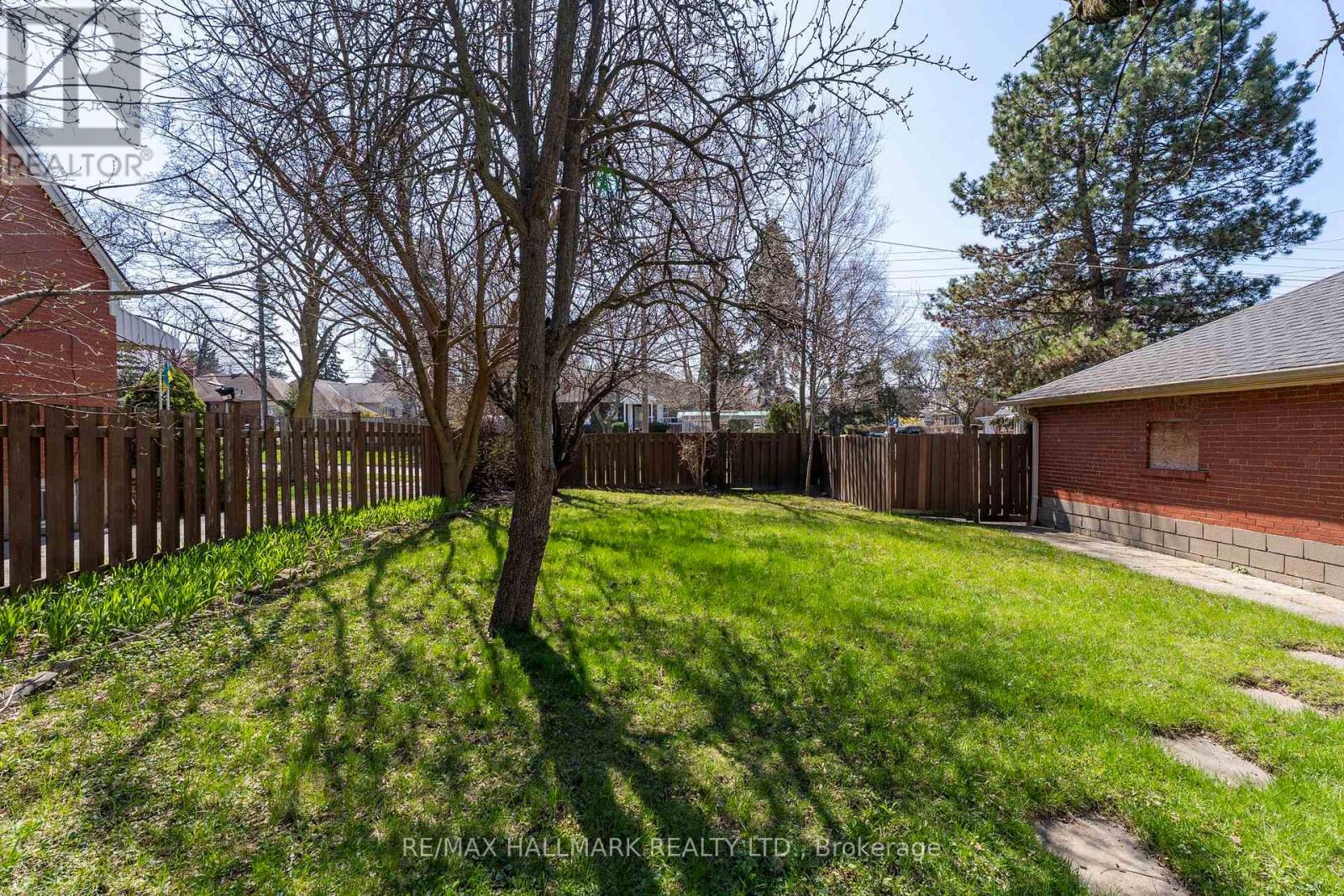200 Berry Road, Toronto, Ontario  M8Y 1W8 - Photo 10 - W13093340