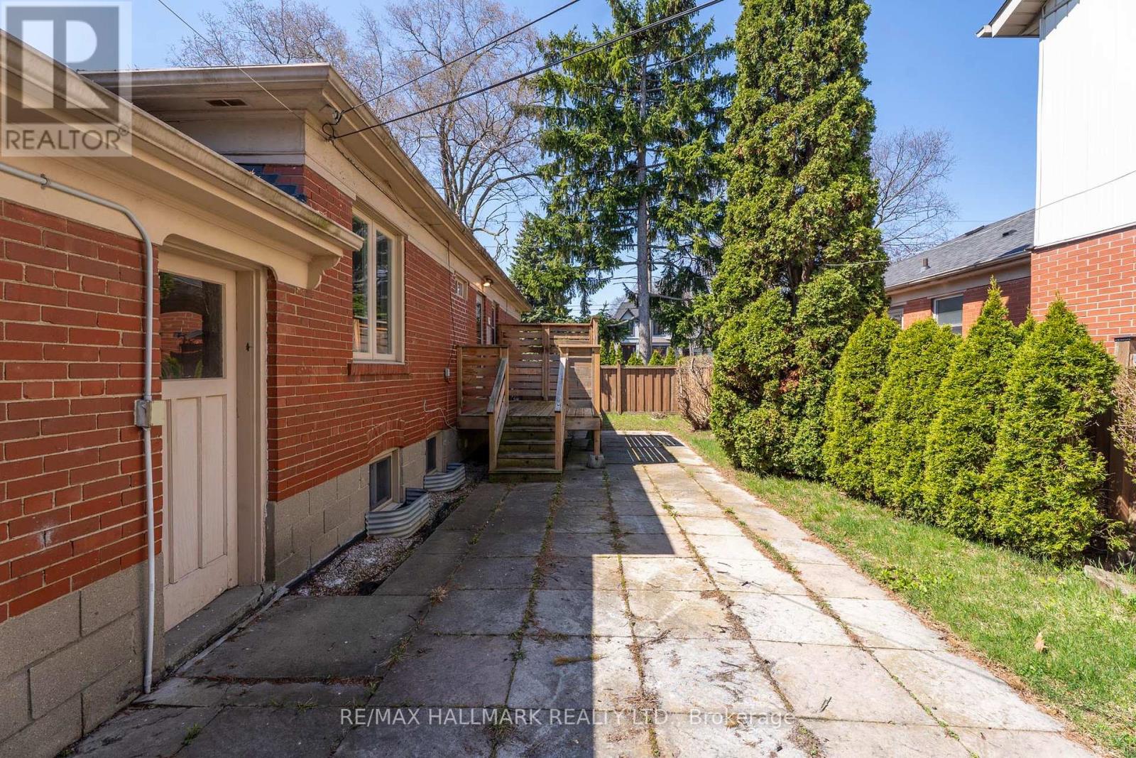 200 Berry Road, Toronto, Ontario  M8Y 1W8 - Photo 12 - W13093340