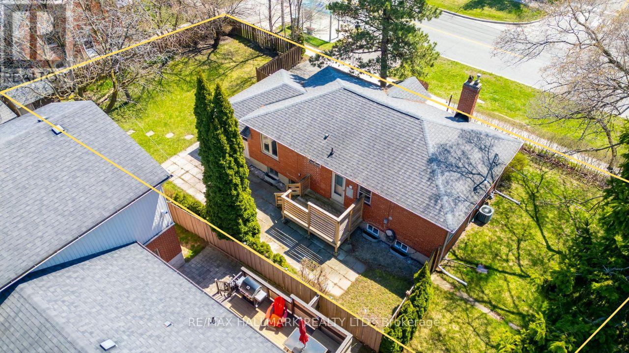 200 Berry Road, Toronto, Ontario  M8Y 1W8 - Photo 3 - W13093340
