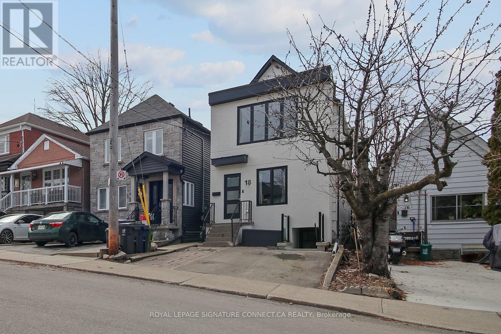 Main - 18 Harlton Crescent, Toronto (Keelesdale-Eglinton West), Ontario  M6M 1L1 - Photo 12 - W13093360
