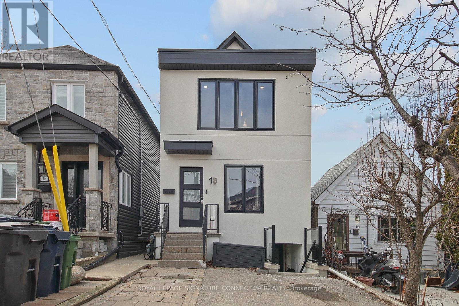 Main - 18 Harlton Crescent, Toronto (Keelesdale-Eglinton West), Ontario  M6M 1L1 - Photo 13 - W13093360