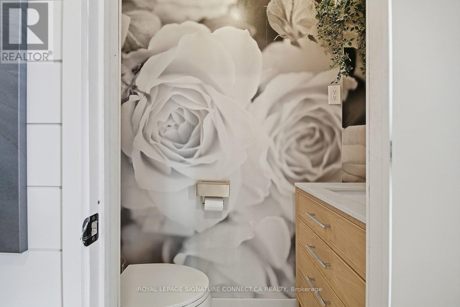Main - 18 Harlton Crescent, Toronto (Keelesdale-Eglinton West), Ontario  M6M 1L1 - Photo 25 - W13093360