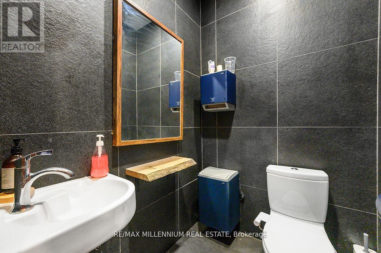 3 - 2520 Postmaster Drive, Oakville, Ontario  L6M 0N2 - Photo 32 - W13093386