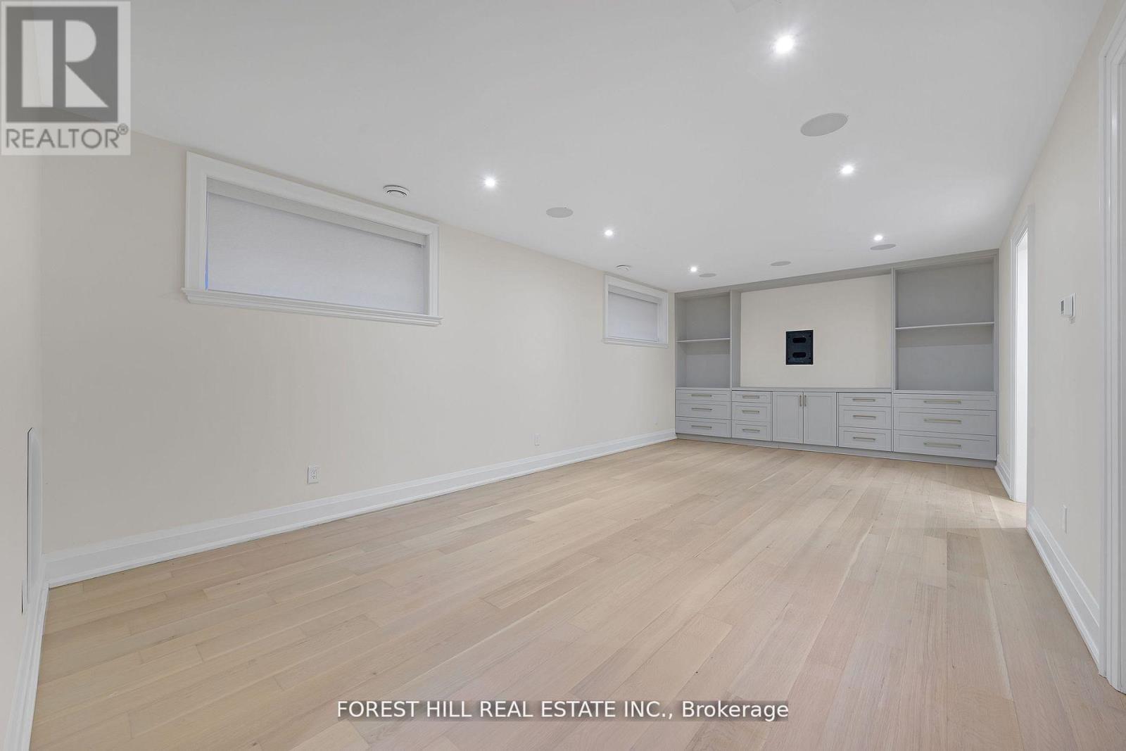 132 Lothian Avenue, Toronto (Stonegate-Queensway), Ontario  M8Z 4L4 - Photo 33 - W13093388