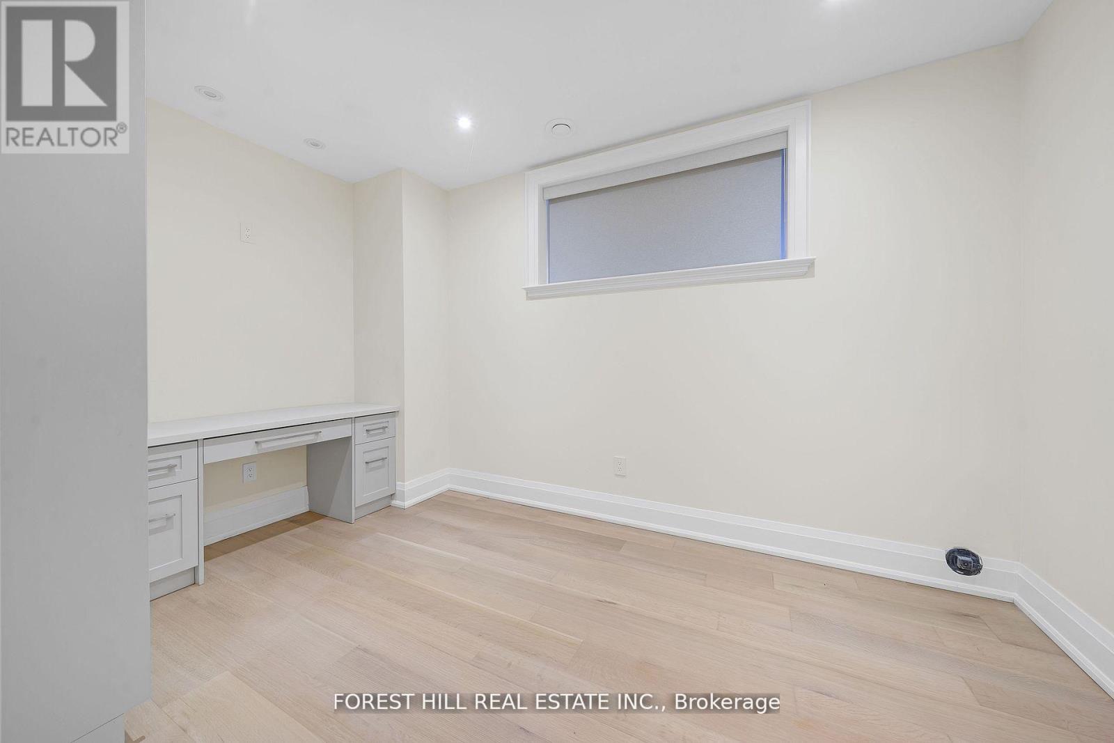 132 Lothian Avenue, Toronto (Stonegate-Queensway), Ontario  M8Z 4L4 - Photo 37 - W13093388