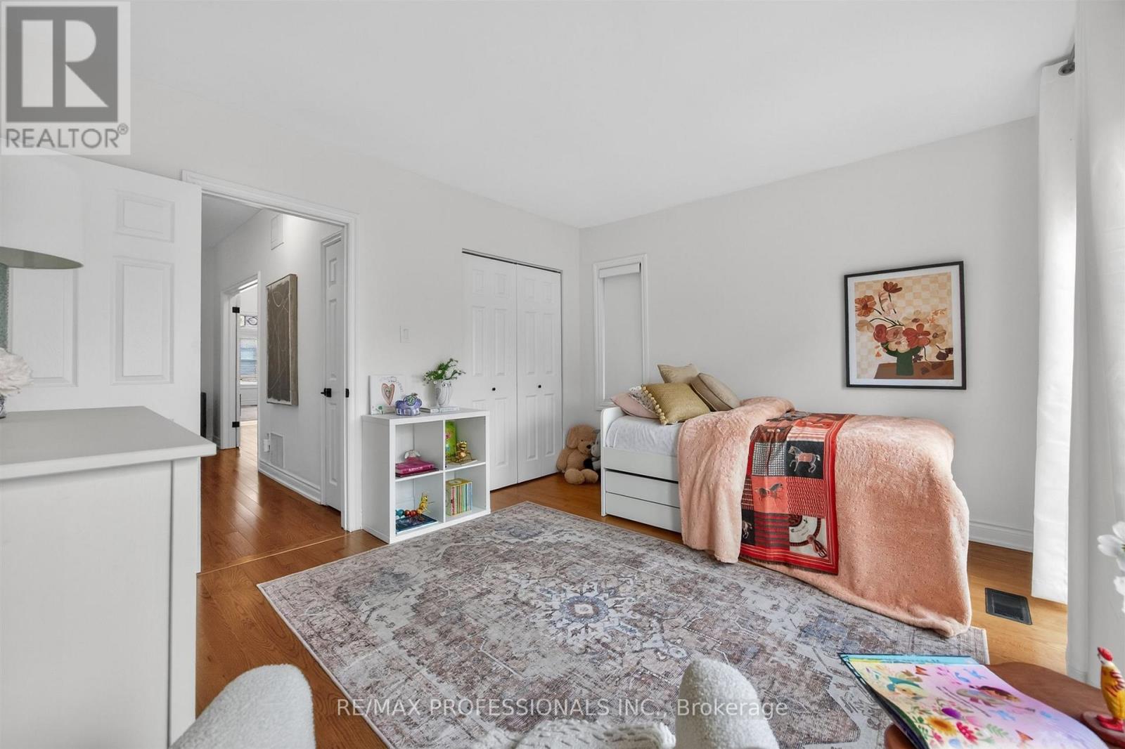 12 1/2 Melbourne Avenue, Toronto, Ontario  M6K 1K3 - Photo 26 - W13093422