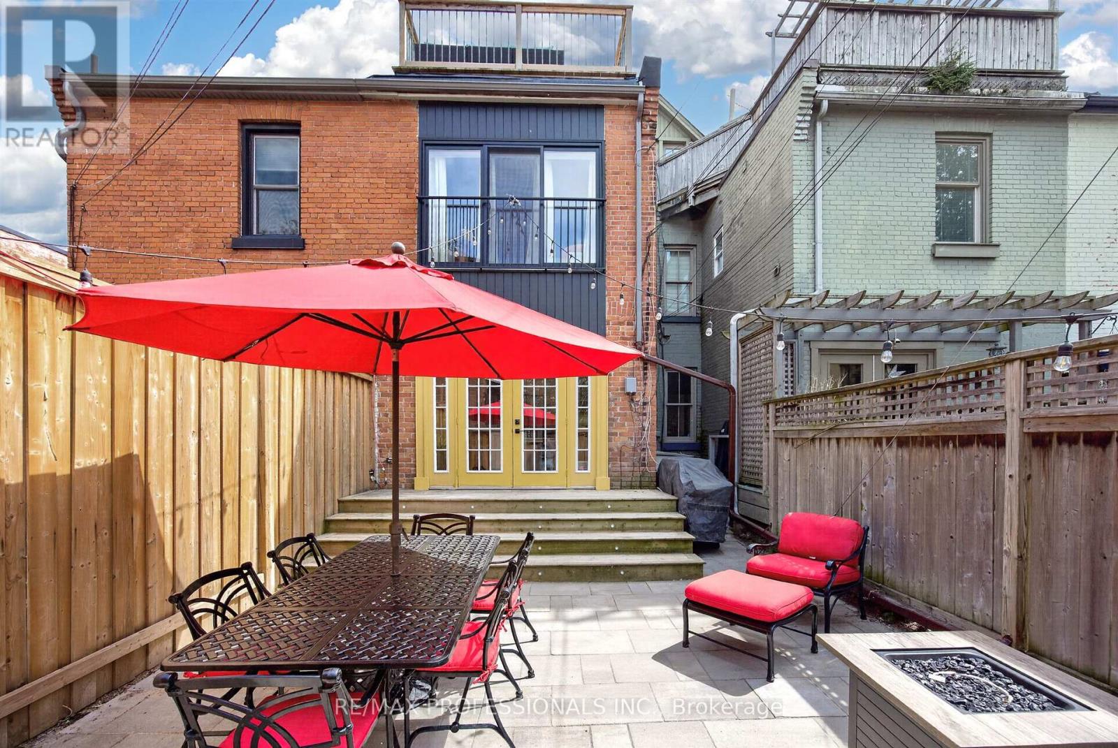 12 1/2 Melbourne Avenue, Toronto, Ontario  M6K 1K3 - Photo 37 - W13093422