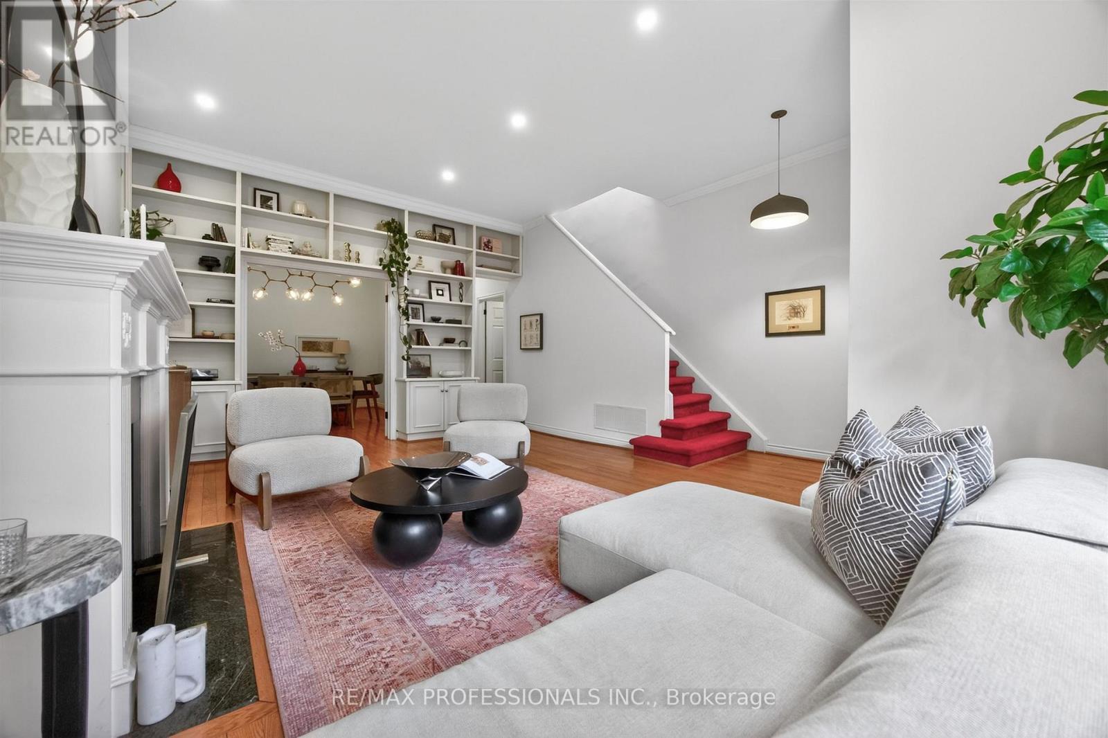12 1/2 Melbourne Avenue, Toronto, Ontario  M6K 1K3 - Photo 7 - W13093422