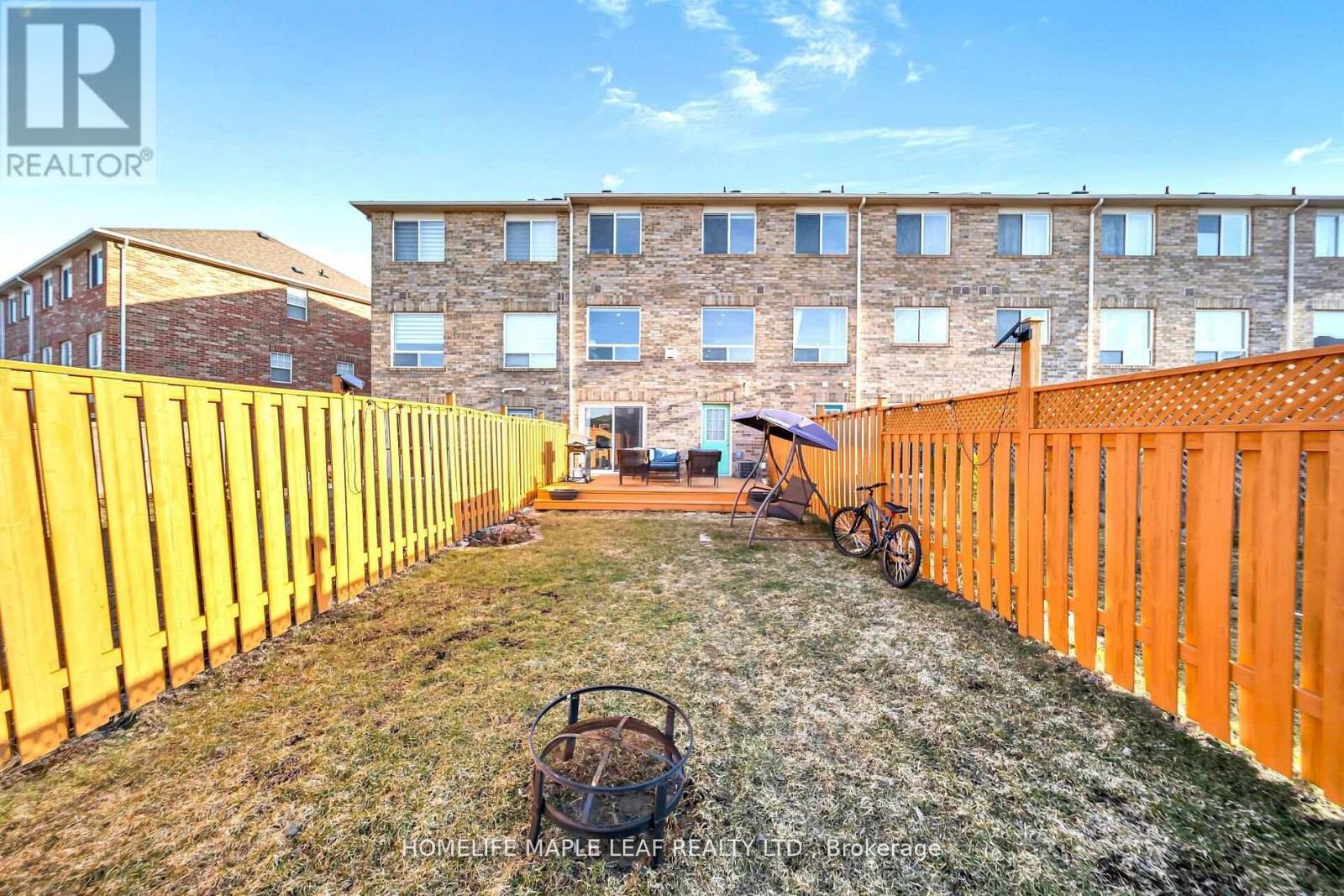 103 Dunlop Court, Brampton, Ontario  L6X 5A6 - Photo 40 - W13093428