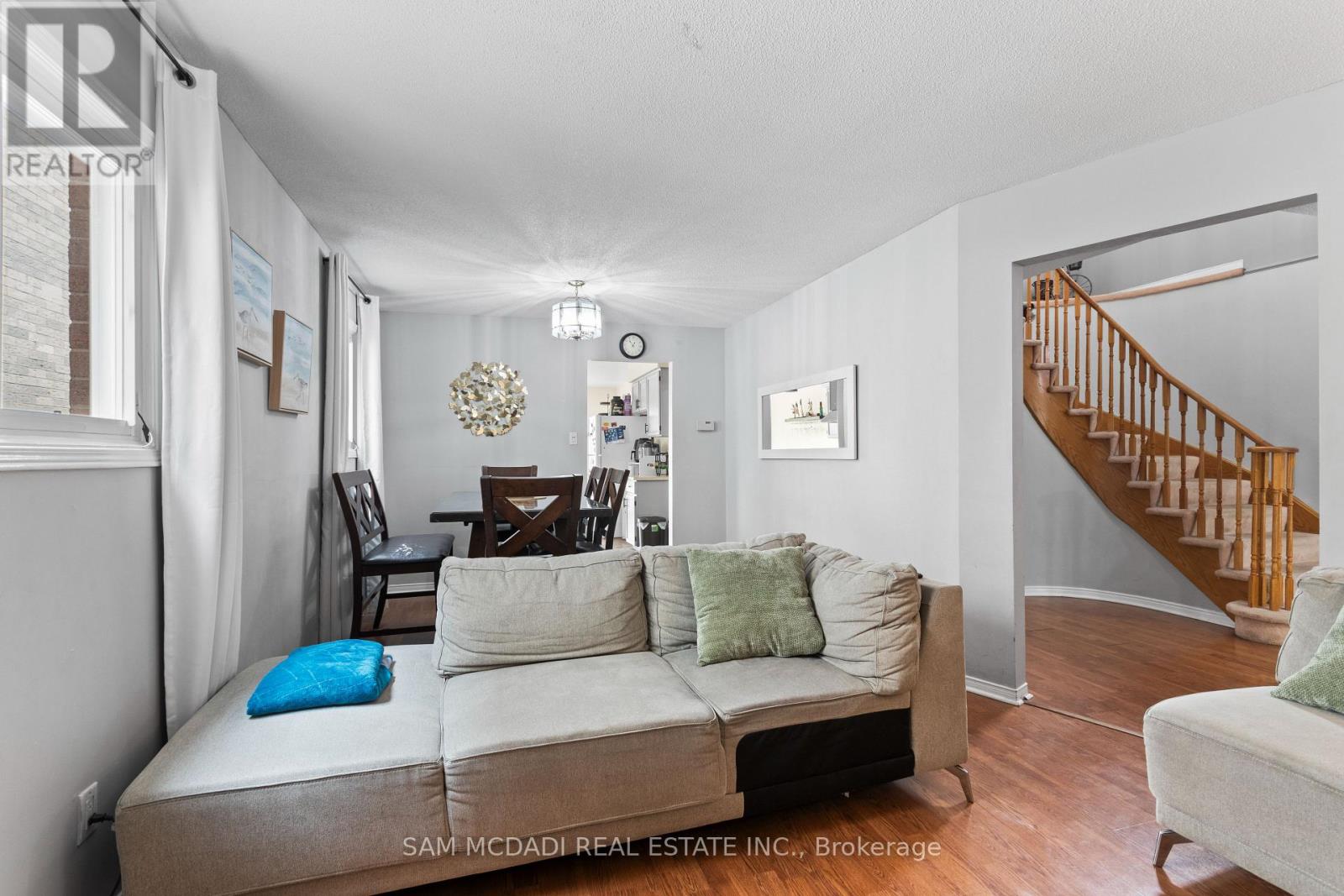 3182 Shadetree Drive, Mississauga, Ontario  L5N 6P4 - Photo 3 - W13093438