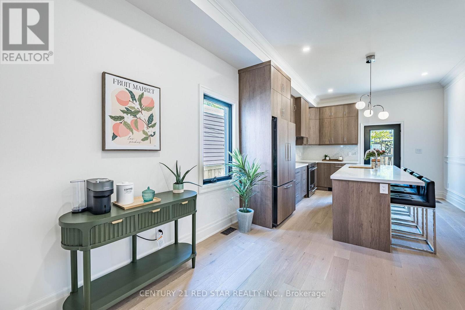 369 Pacific Avenue, Toronto, Ontario  M6P 2R2 - Photo 11 - W13093440