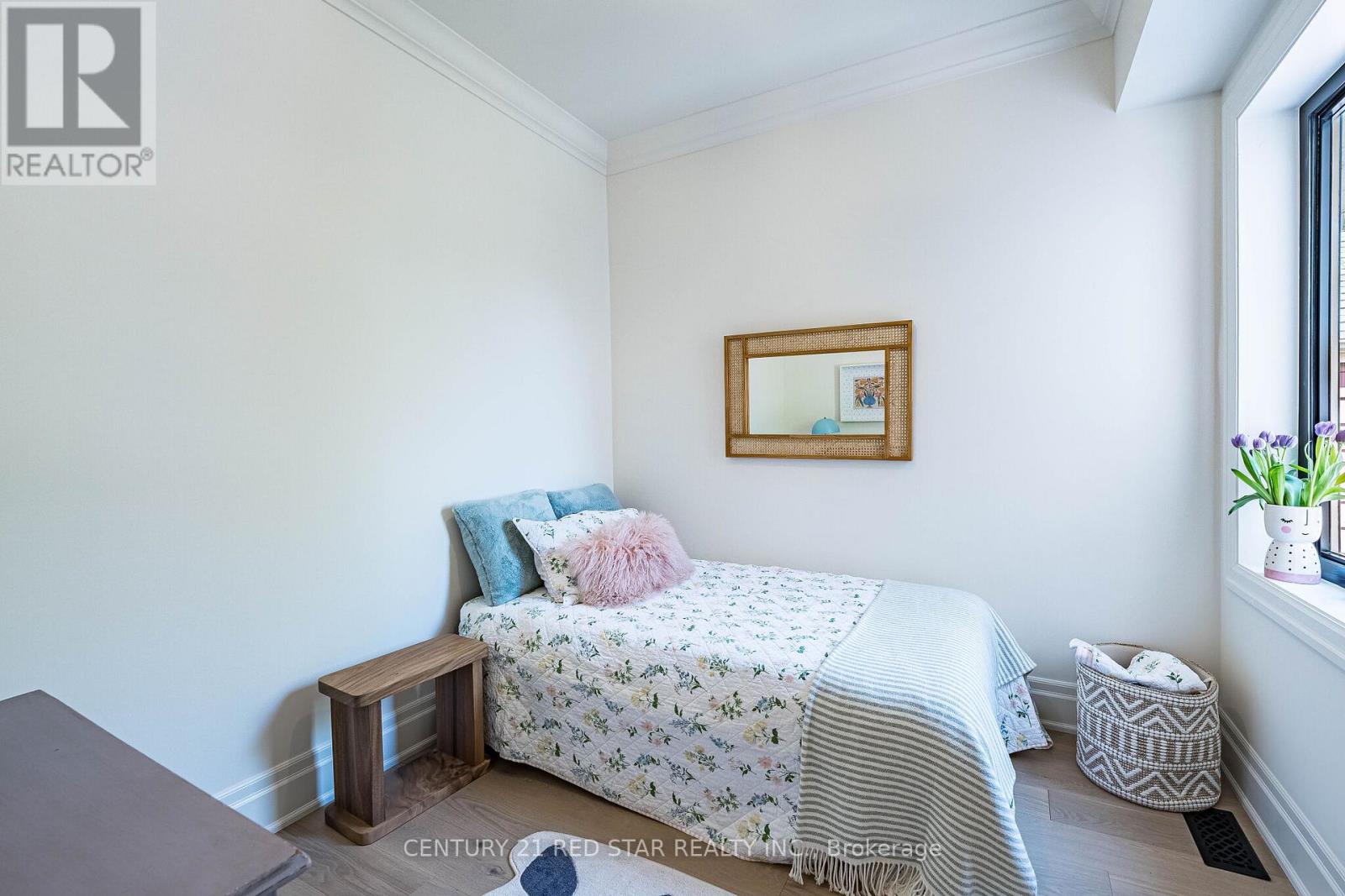369 Pacific Avenue, Toronto, Ontario  M6P 2R2 - Photo 26 - W13093440