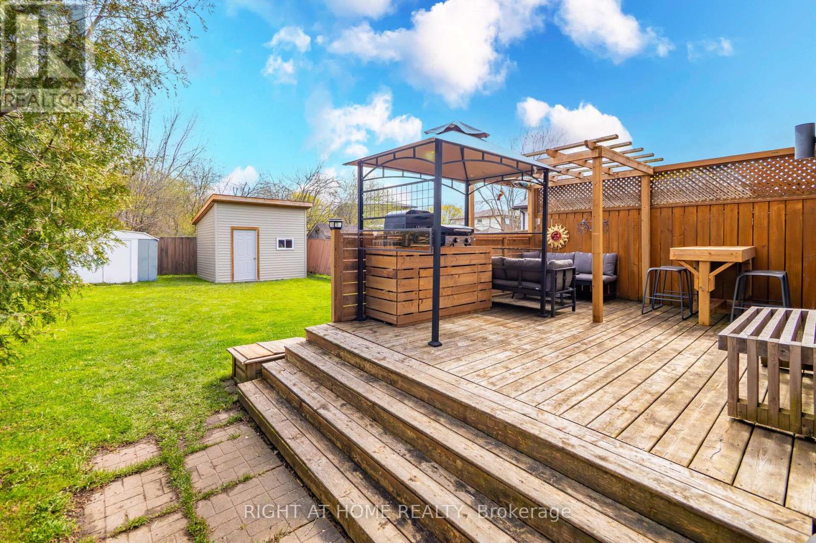 152 Hadati Road, Guelph, Ontario  N1E 6P4 - Photo 39 - X13077880