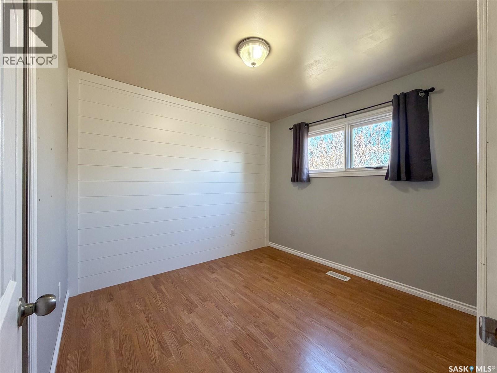 420 1st Street W, Shaunavon, Saskatchewan  S0N 2M0 - Photo 25 - SK035171