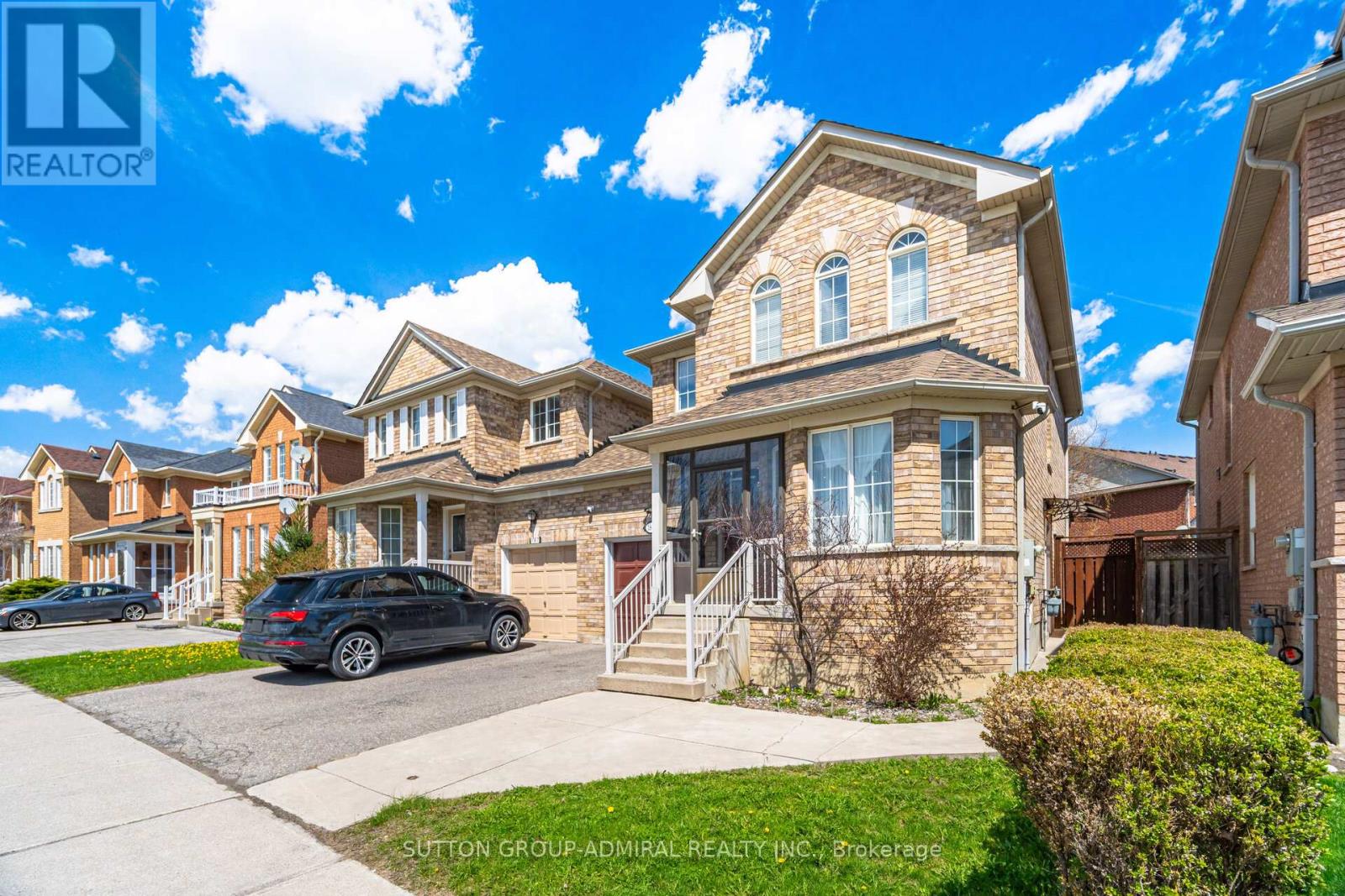185 Red Maple Road, Richmond Hill, Ontario  L4B 4S6 - Photo 3 - N13091770