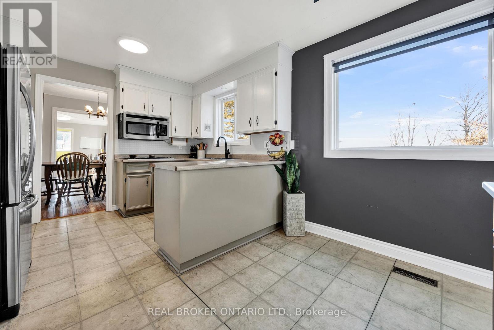 3766 Lobsinger Line, Wellesley, Ontario  N0B 2M0 - Photo 7 - X13093352