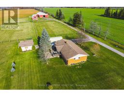 2276 BINBROOK ROAD, Hamilton, Ontario