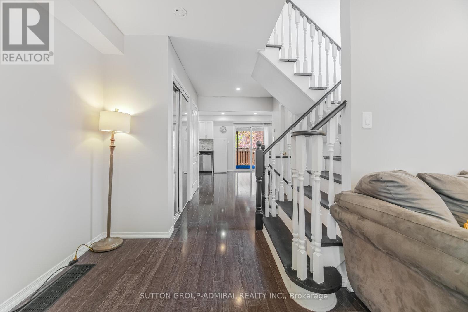 185 Red Maple Road, Richmond Hill, Ontario  L4B 4S6 - Photo 9 - N13091770