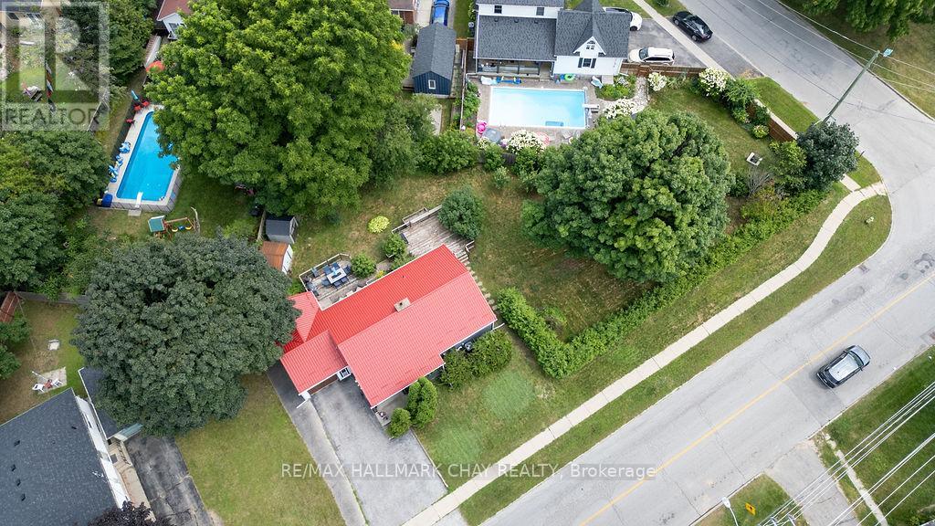 325 INNISFIL STREET, Barrie, Ontario