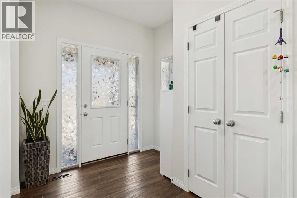 651 Savanna Landing Ne, Calgary, Alberta  T3J 2E4 - Photo 4 - A2306069