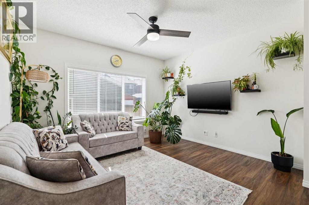 651 Savanna Landing Ne, Calgary, Alberta  T3J 2E4 - Photo 16 - A2306069