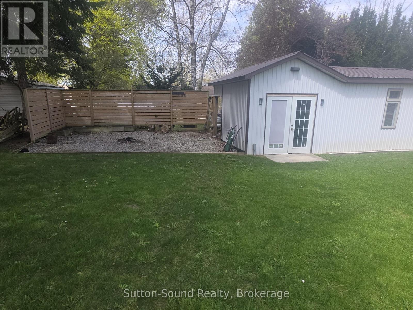 10 Brownlee Street S, South Bruce, Ontario  N0G 2S0 - Photo 6 - X12660662