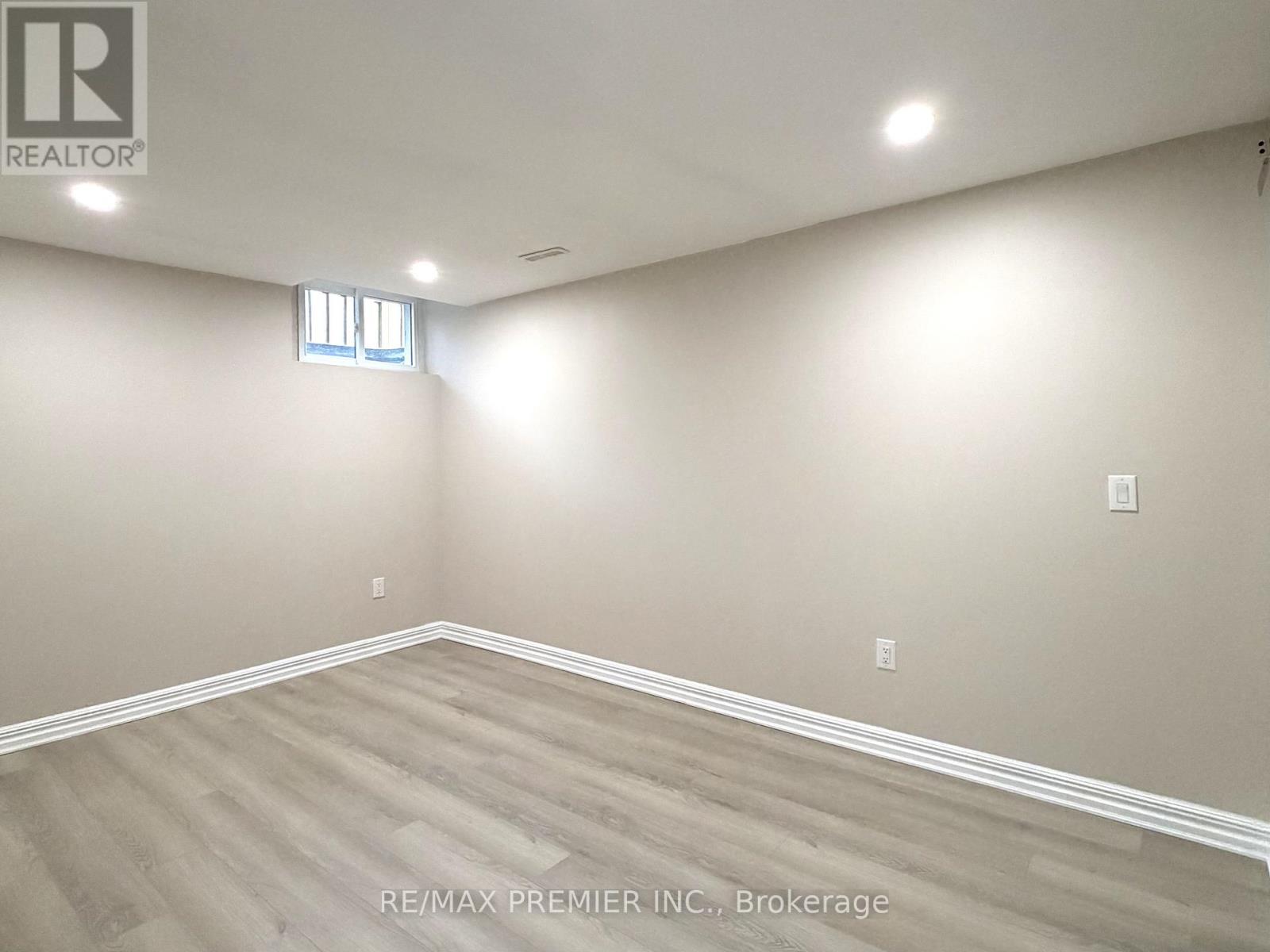 23 Brownlee Avenue, Vaughan, Ontario  L4L 8H4 - Photo 9 - N13090490