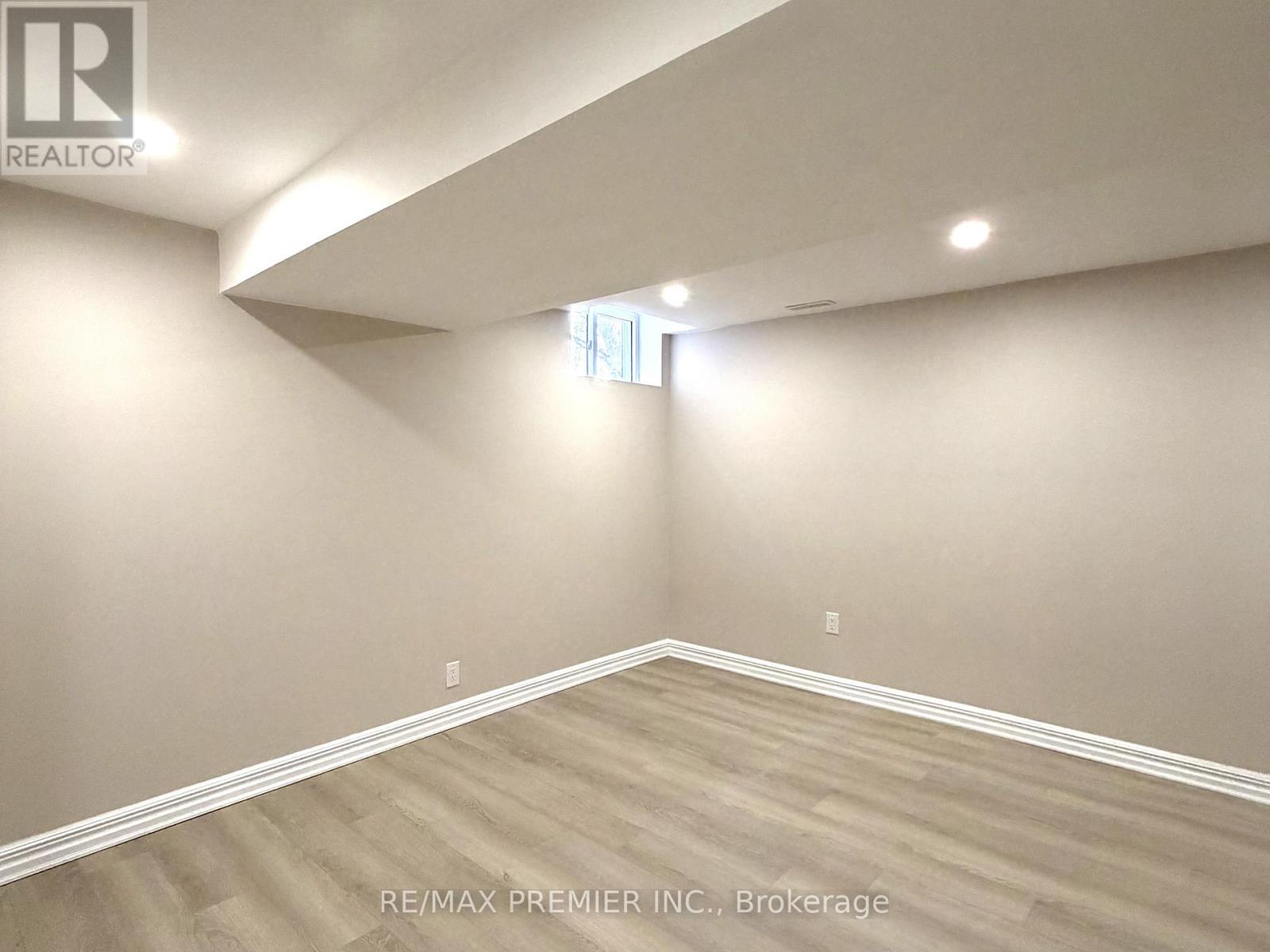 23 Brownlee Avenue, Vaughan, Ontario  L4L 8H4 - Photo 6 - N13090490