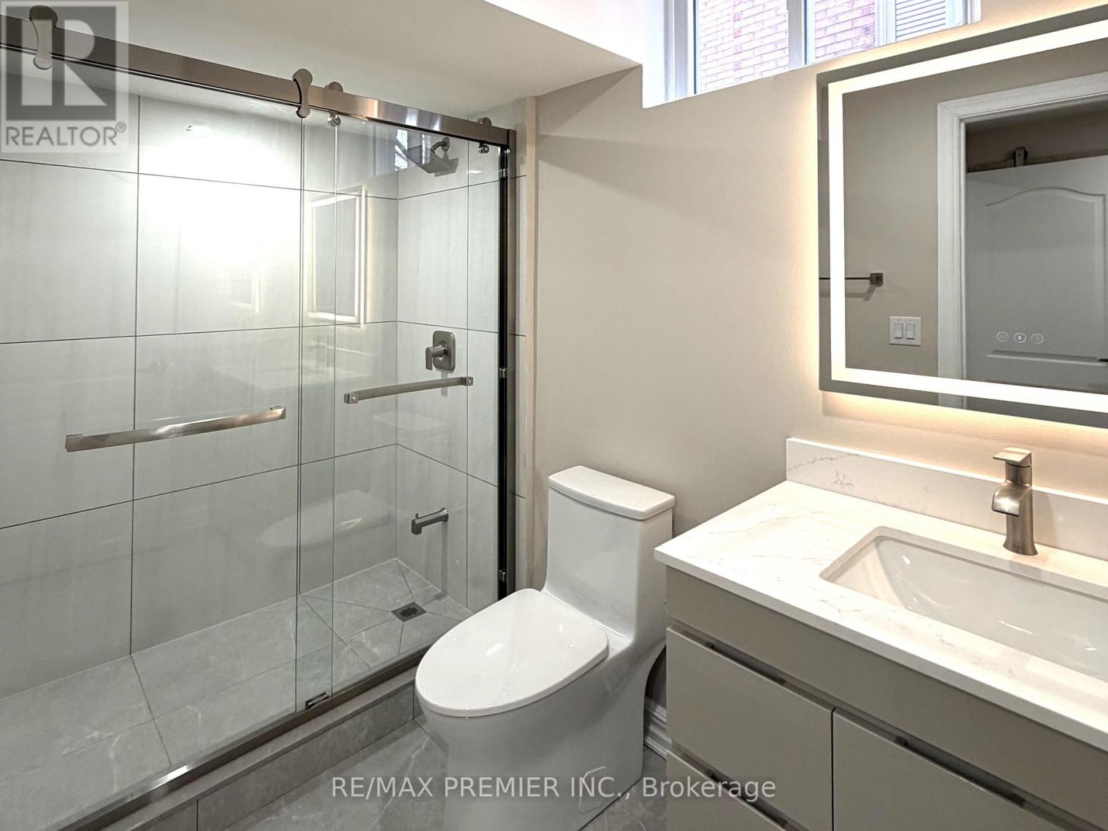 23 Brownlee Avenue, Vaughan, Ontario  L4L 8H4 - Photo 7 - N13090490