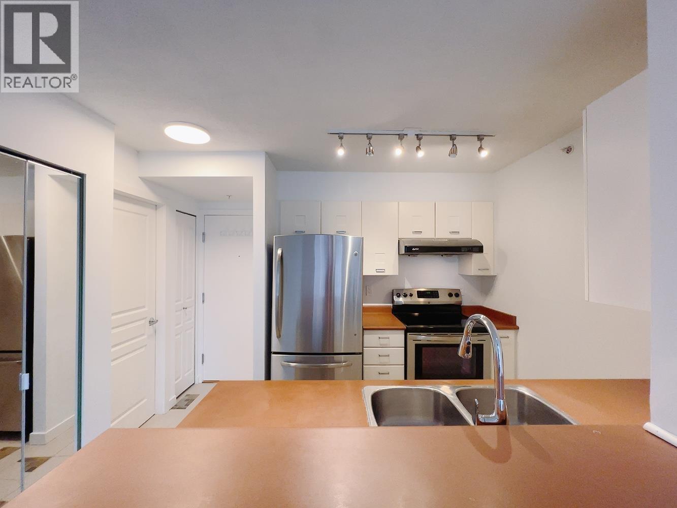 806 3438 Vanness Avenue, Vancouver, British Columbia  V5R 6E7 - Photo 13 - R3120459